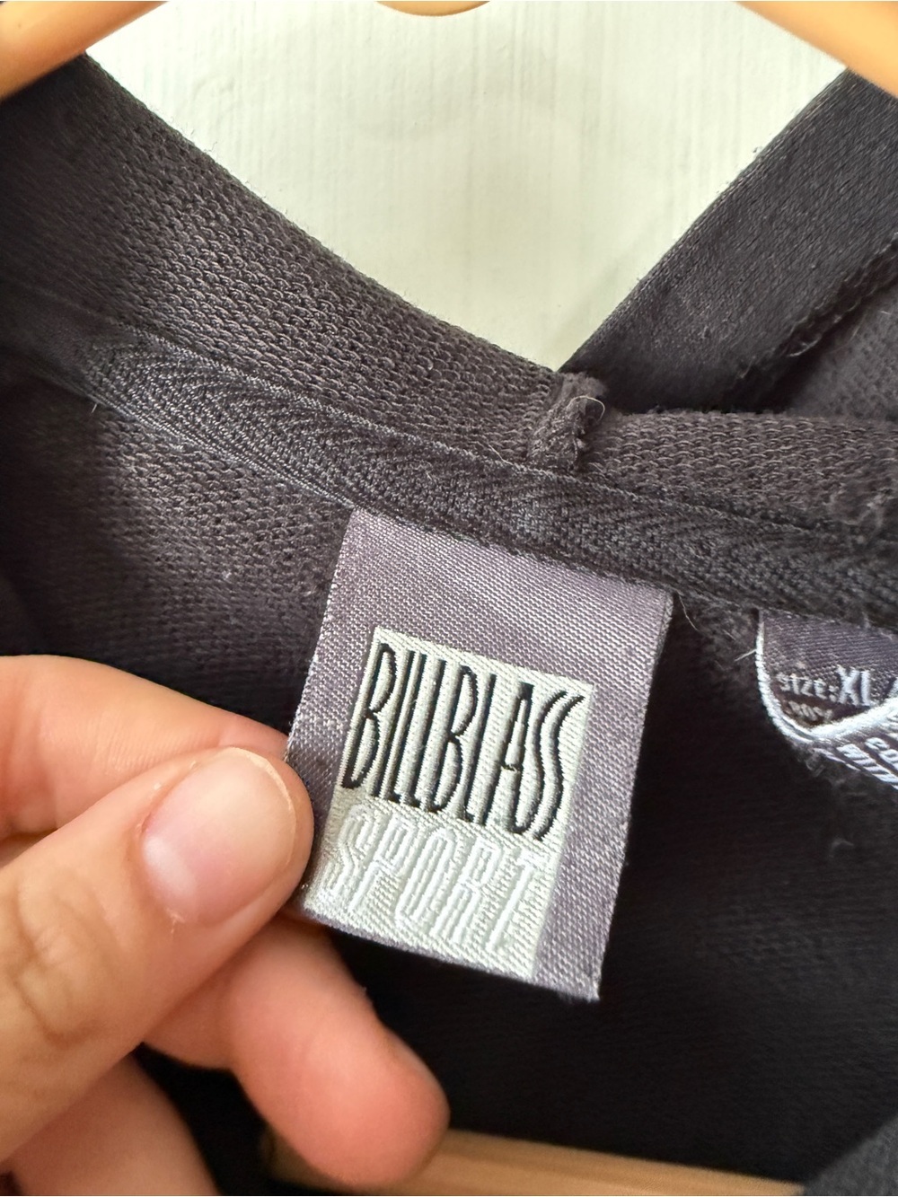bill blass Black Hooded Sweatshirt with Branded Neck Tag size XL - Picture 5 of 9